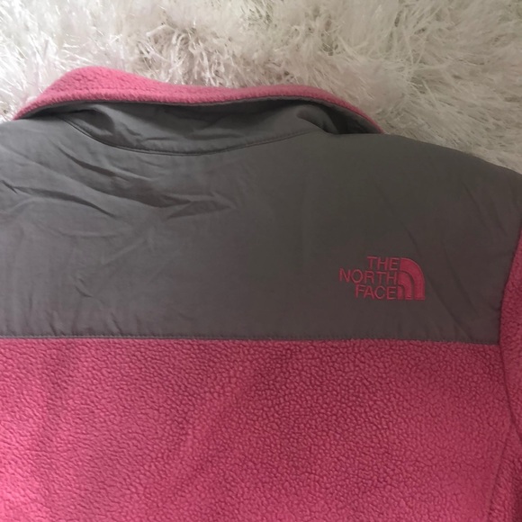 Girls North Face Fleece Jacket - Picture 6 of 6